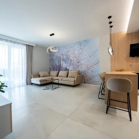 Z Wielkim Tarasem Morska 2 50m Do Morza * Rewal