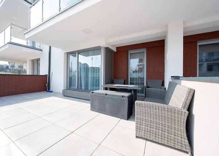 Z Wielkim Tarasem Morska 2 50m Do Morza Rewal